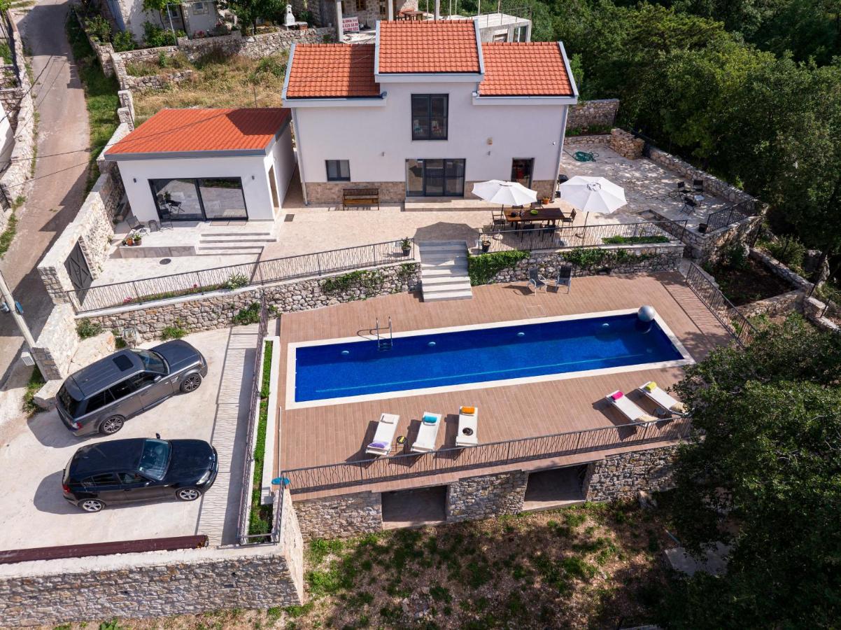 Mattson Villa